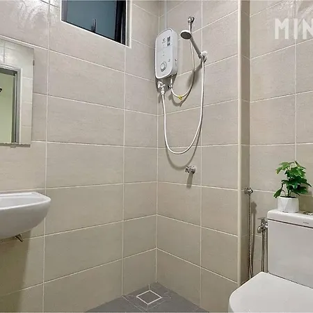 Parkland Batu 11 Near Mrt 5-6Pax Free Parking Apartment Cheras Exterior photo